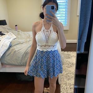 LF Rumor Boutique Crochet White and Blue Romper Size Small